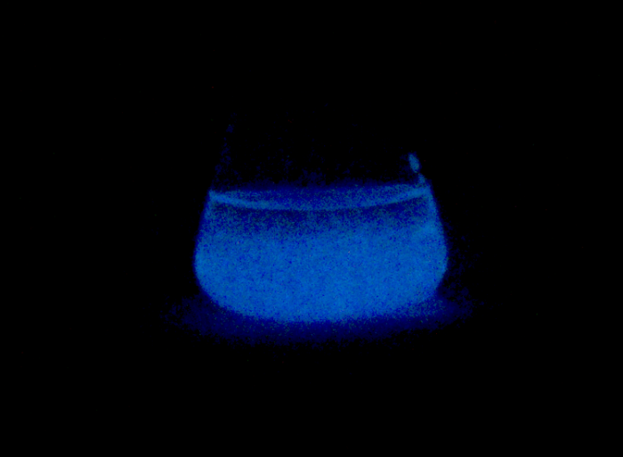 kristallolumineszenz_nacl_006[1].png