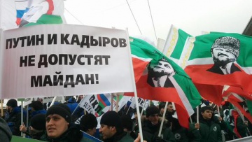 putin-i-kadyrov-ne-dopustj_291210_p0.jpg