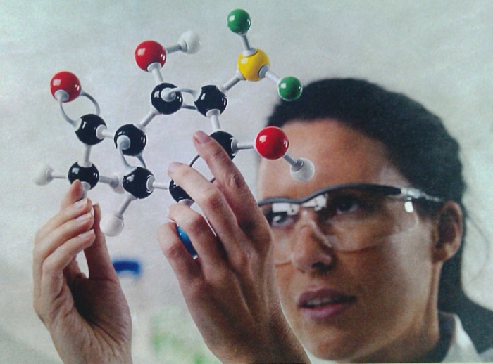 woman-chemists.jpg