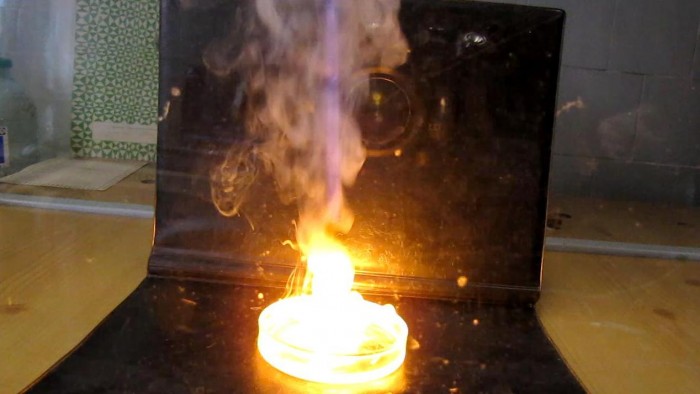 sodium-nitric_acid-14[1].JPG