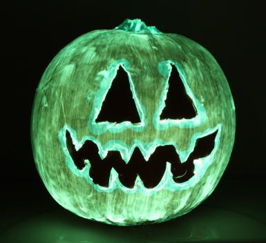 glowinthedarkpumpkin.jpg