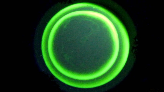 Fluorescence_of_Fluorescein_on_the_Surface_of_Milk-51.jpg