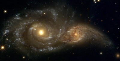 Galaxy-ngc2207_hst.jpg