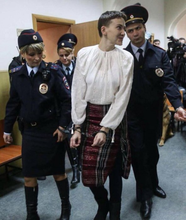 CeFvej3UYAAPetd[1].jpg