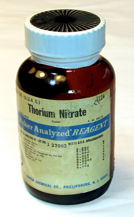 thorium_bottle_2.jpg