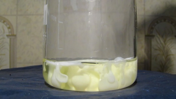 Egg_white_and_nitric_acid-13[1].jpg