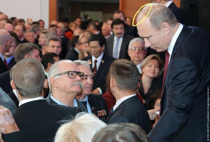 Михалков_обожающе_смотрит_на...jpg