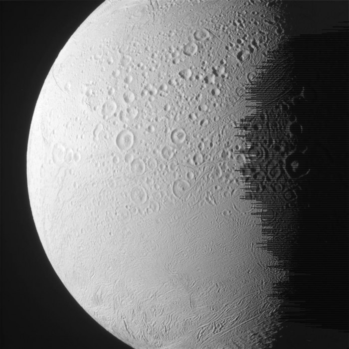 2016.11.27_Enceladus_(Saturns_satellite)_1.jpg