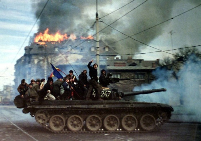 Czwr6SaXEAAKzQj[1].jpg