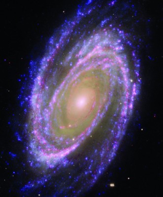 Cosmic_Collisions-The_Hubble_Atlas_of_Merging_Galaxies-2009 32.jpg