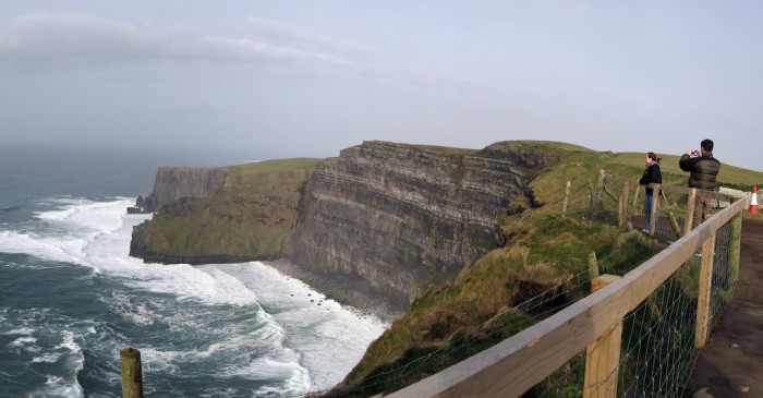 Cliffs_of_Moher.jpg