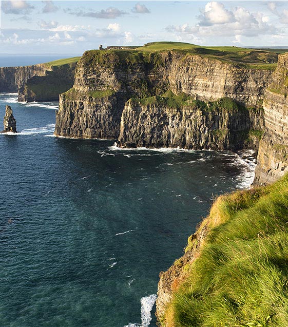 Cliffs_of_Moher.jpg