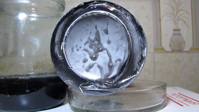 Metallic_aluminium-potassium-hydroxide-33.jpg